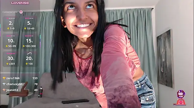 YuliethPetite - naked and dance