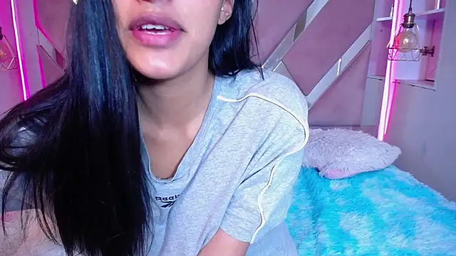 Luisamorety - ANAL BIG DILDO