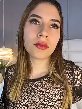 Alessia_Blazee30