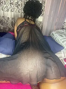 Melaninxo - Daddies fuck me until I moan your name😜