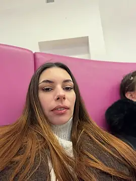 AmelieCrystal - bite her ear to make her horny >_<