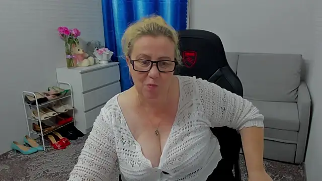 Frau_Marta - surprise