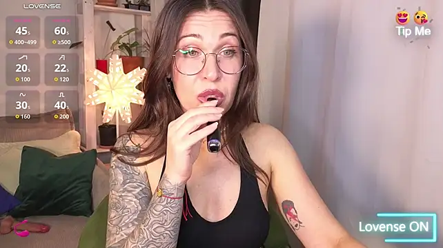 ReginaFoXXXy - mouth tease+dildo