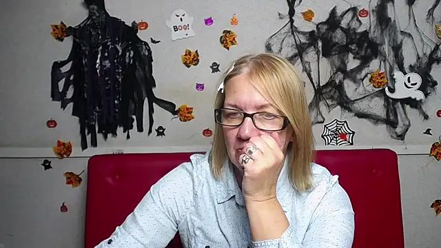 MelisaWorld - Make me wet.