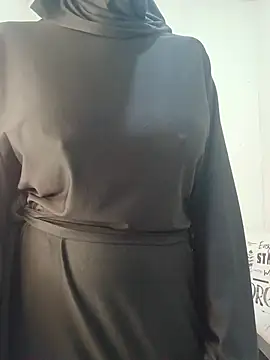 Aisha-faraah - take off my dress completely