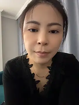 YaoYao8888 - 脱掉内裤直播3分钟