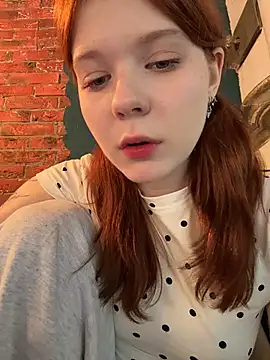 Freaky__Nikki - Spread pussy close up