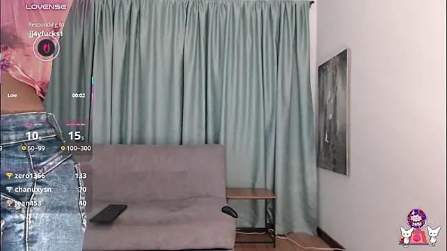 YuliethPetite - RIDE DILDO