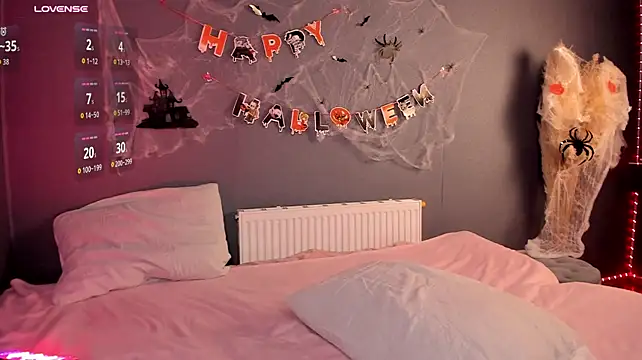 Yuki_Mori - Shake ass in panties