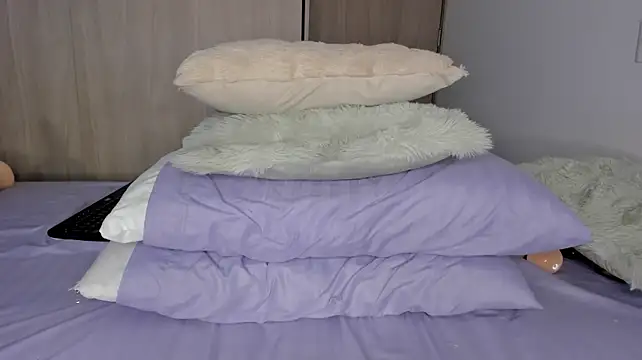 _Molly_rosse_ - OIL IN MY ASS