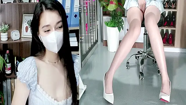 Zinna999 - Masturbating Dildoo