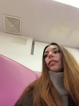 AmelieCrystal - let her touch my titties >_<