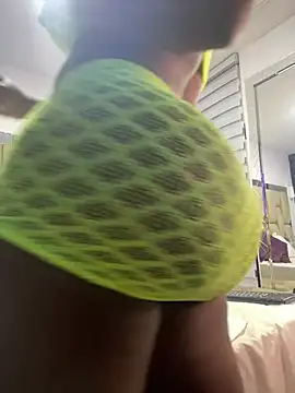 Amber_Parker - OPEN PVT...control lush very hot