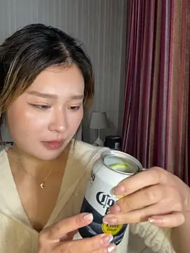 A-cola - 没有光鲜皮囊 也无华美言辞