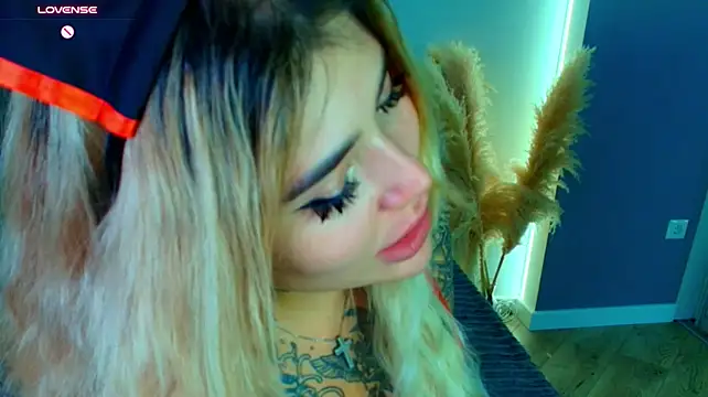 Katerine_Monroe - HOT LESBI STREAPTISE