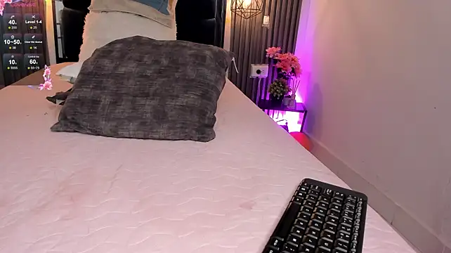 Kristakinnky - Turn on my nora and destroy my pussy