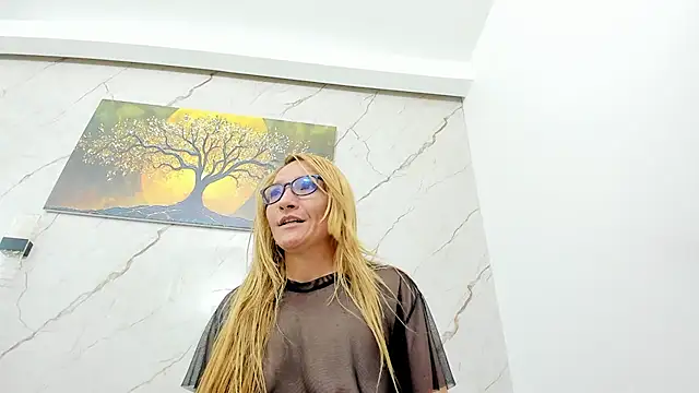 Maddy_cartter - Suck that cock slowly + spit balls🍒