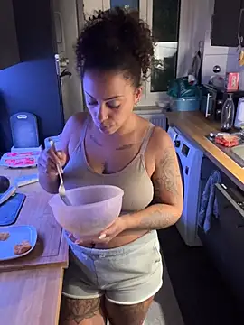 SweetPetiteNoir - Cum Countdown 10-1 + Show boobs 😈