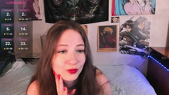 Lori_Foxy - spin the darts for a prize