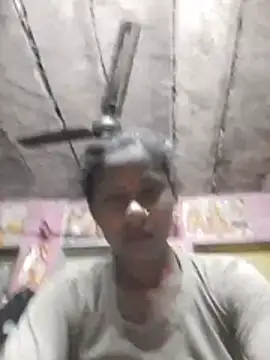 Hot_khusi753