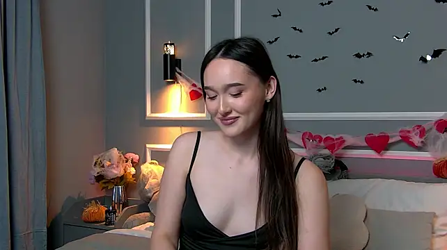 LindaMaxx - stroking breasts
