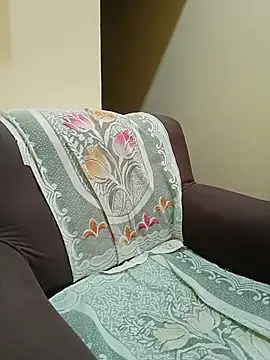 Nehaa702213