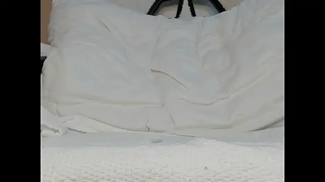 ElunorLIve - spread my sweet pussy