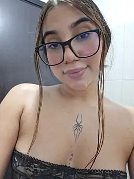 Katia_sweetx - squirt and control my dommi 2 mnts