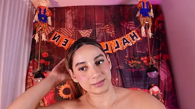 Celeste_moonx - oil on my tits baby