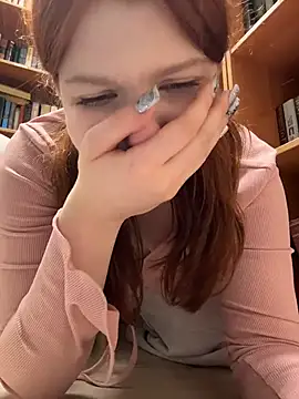 Freaky__Nikki - stick dildo to a shelf and do bj