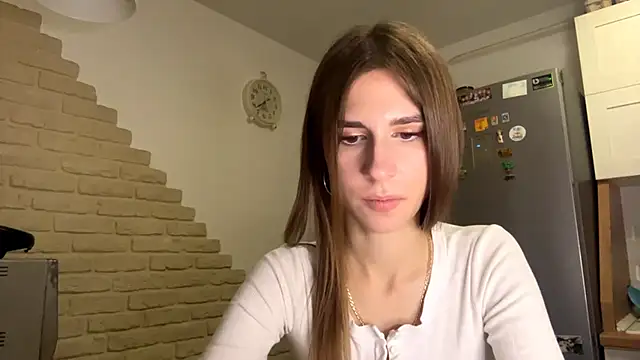 ZaraGuyette - touch the neck