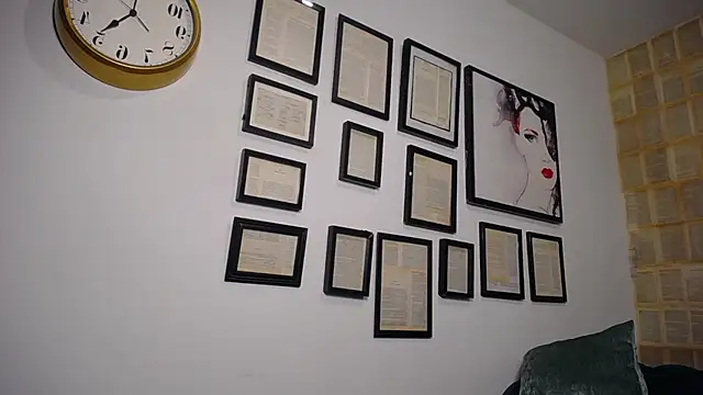 Tania_Monroe - spanks ass +naked