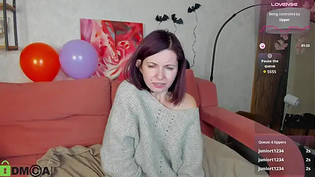 Donna_Hale - hugs me?