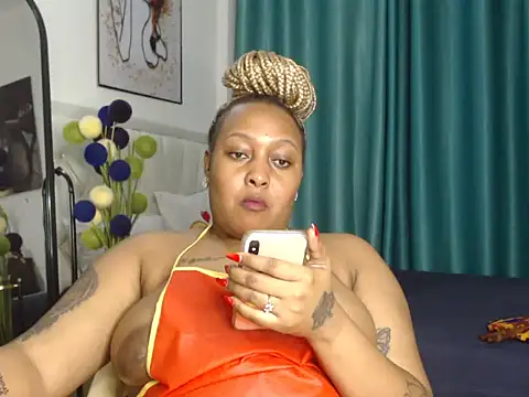 Mamacita_Boo - BUY ME A SEXTOY VIBRATOT DADDY