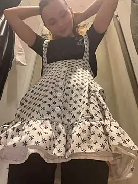 TheYourL - Fuck pussy with open door in fitting roo