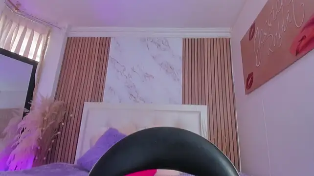 Raye_William - Squeeze my nipples until milk drips