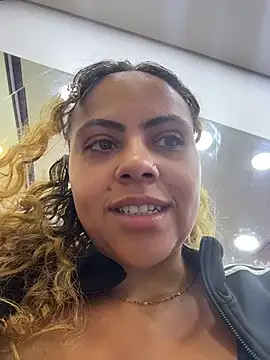 Chloe_Leaozinho - Me controle no shopping