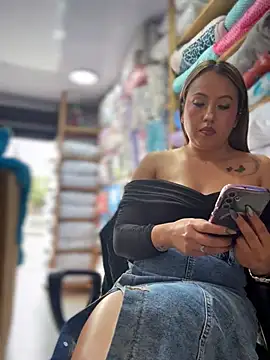 VIOLETA-25_ - BIG DILDO IN MY ASS🍑🍑TICKET