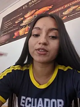 DulceCaroX - Suck tits in public