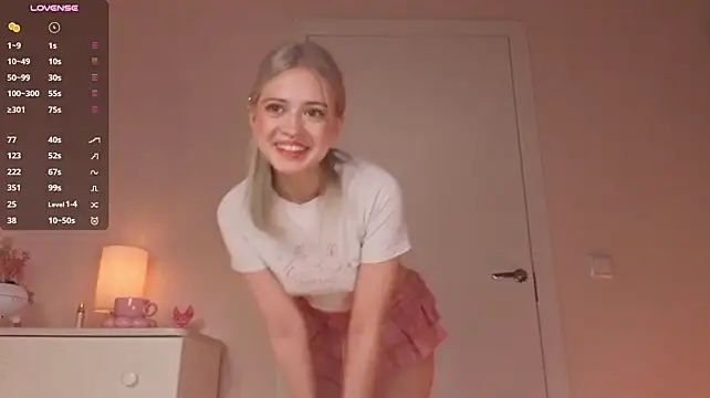 Lunarr_kitten - spank ass x3