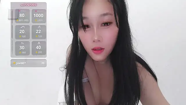 Xiaoxiao923 - 在主人家家搞卫生 偷偷玩