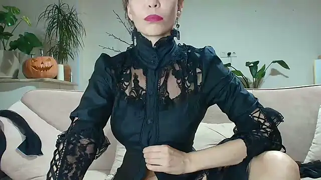 Gargona1 - Make me happy.Undress me