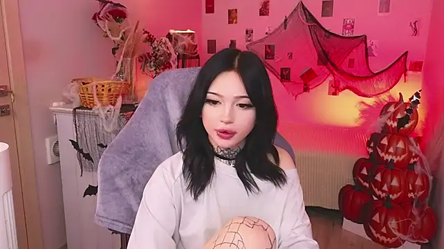 Emma_Kirks