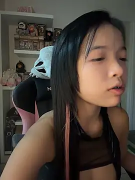 Callmewawa - ถอดบน topless 露胸😍