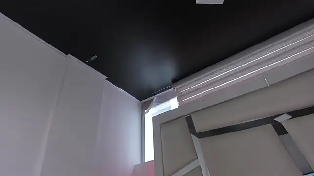 Chrystal_js - show tits