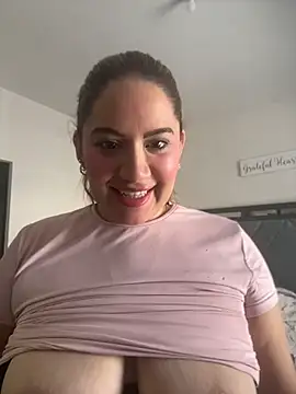 Paubunnie - Show wet pussy