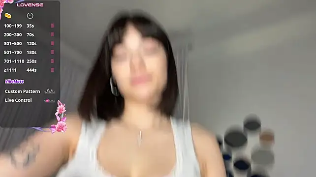 Barbie_Aria - add water on my boobs