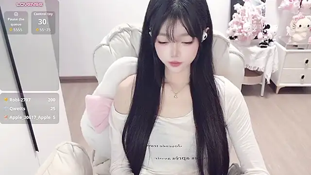 -EEBABY - 再也不卖萌了 根本没有人买(=•ェ•=)