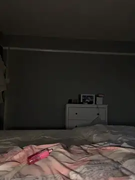 Blondnboujee53 - Spread pussy