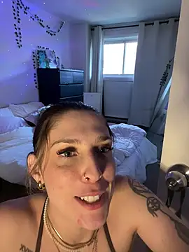 Queenxlexy - Get naked (while working out)